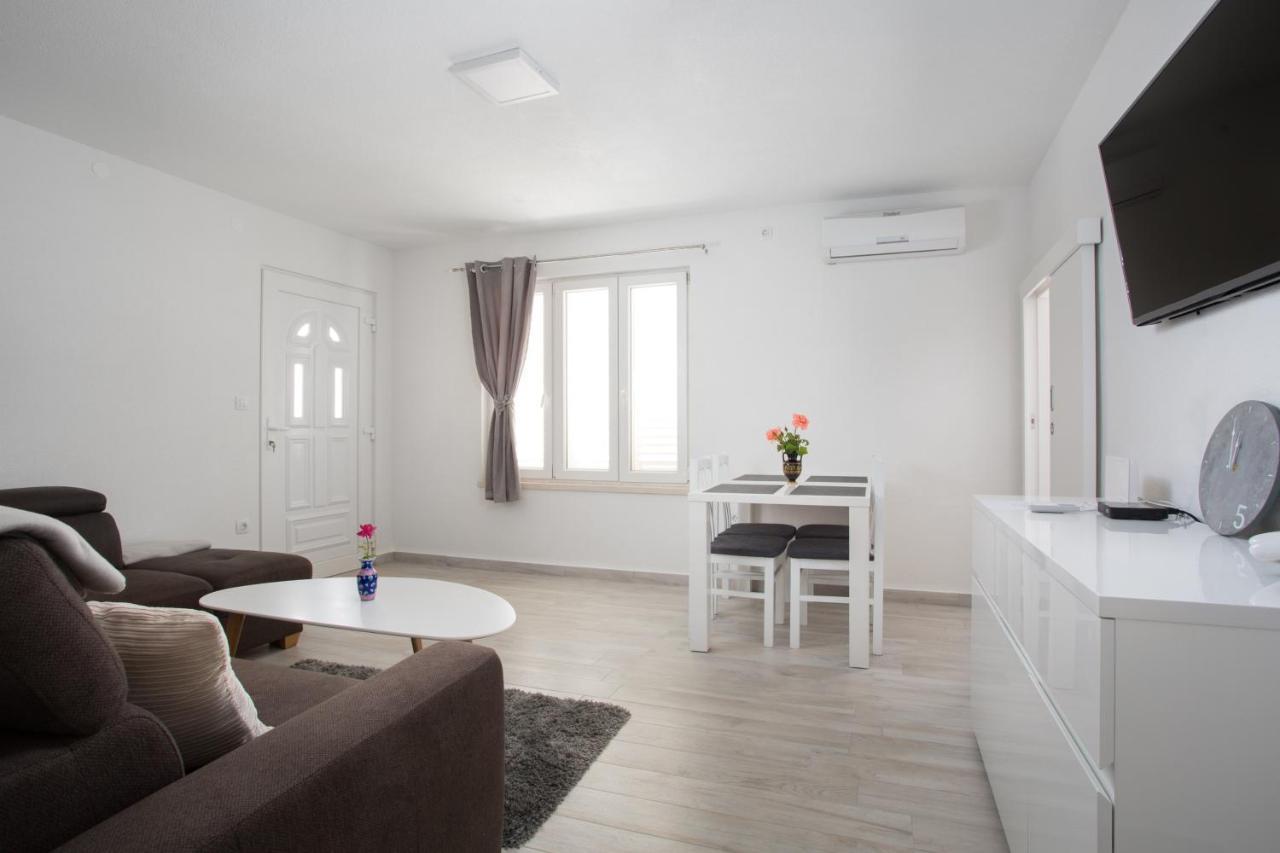 Serious Job Apartment Ντουμπρόβνικ Εξωτερικό φωτογραφία