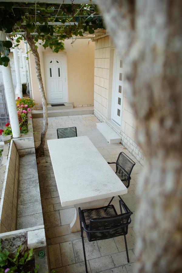 Serious Job Apartment Ντουμπρόβνικ Εξωτερικό φωτογραφία
