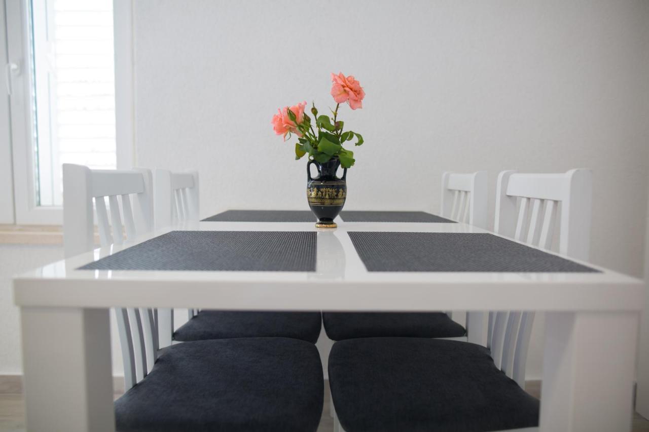 Serious Job Apartment Ντουμπρόβνικ Εξωτερικό φωτογραφία