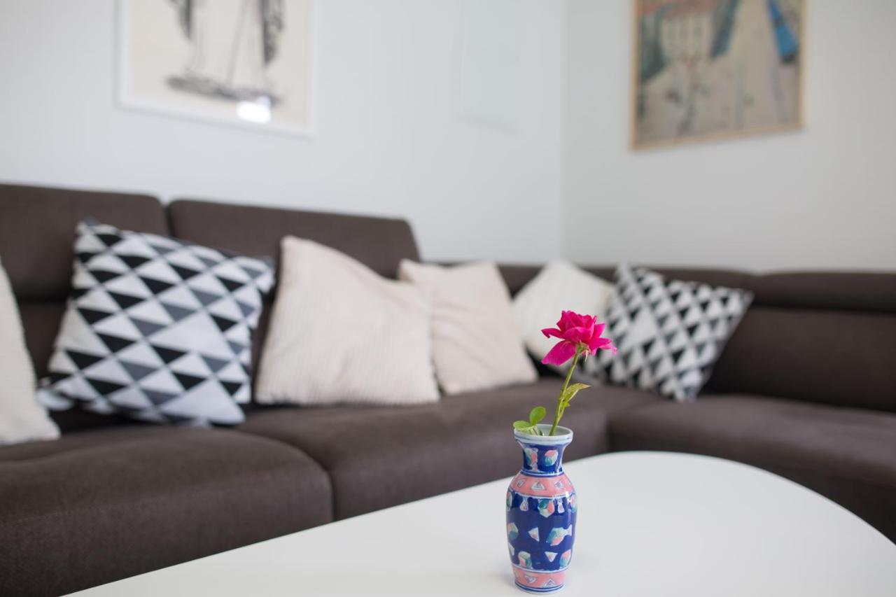 Serious Job Apartment Ντουμπρόβνικ Εξωτερικό φωτογραφία