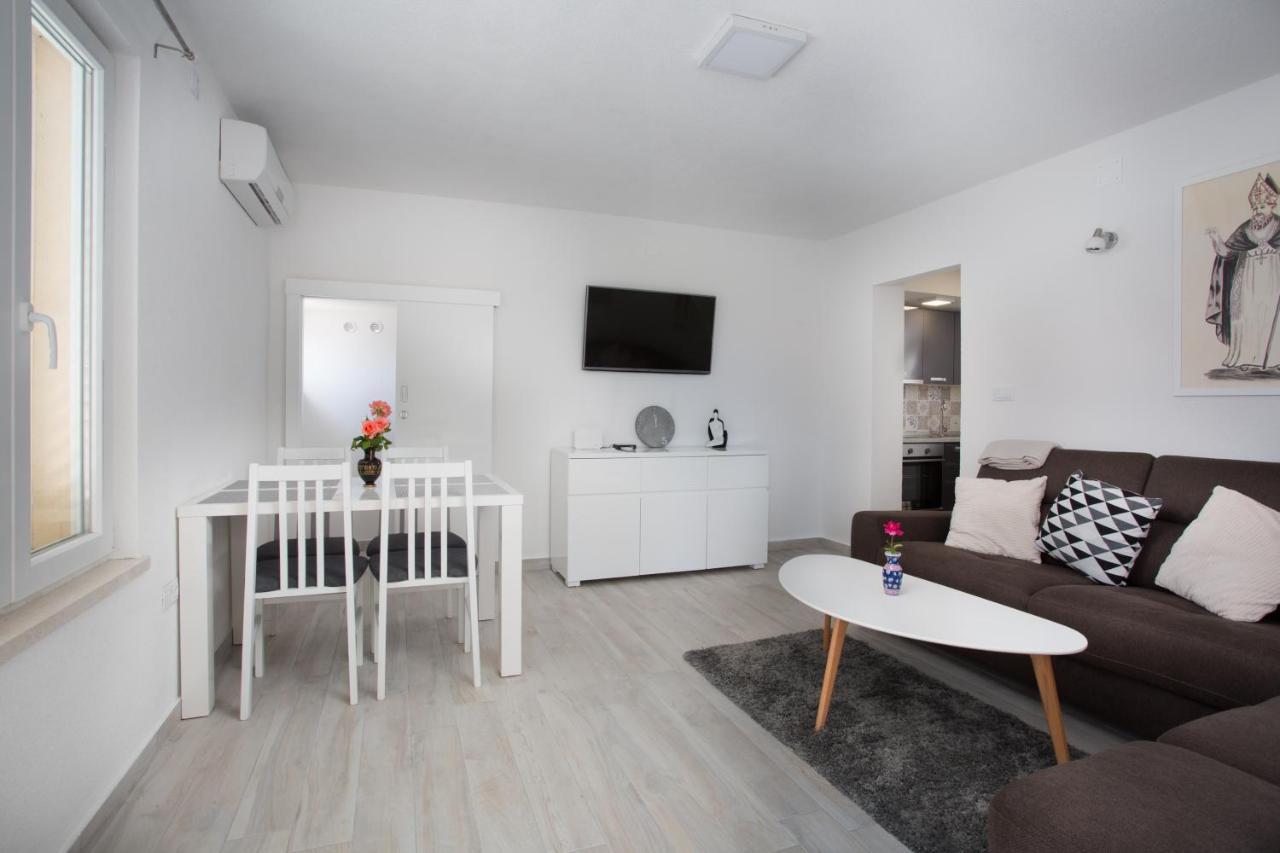 Serious Job Apartment Ντουμπρόβνικ Εξωτερικό φωτογραφία