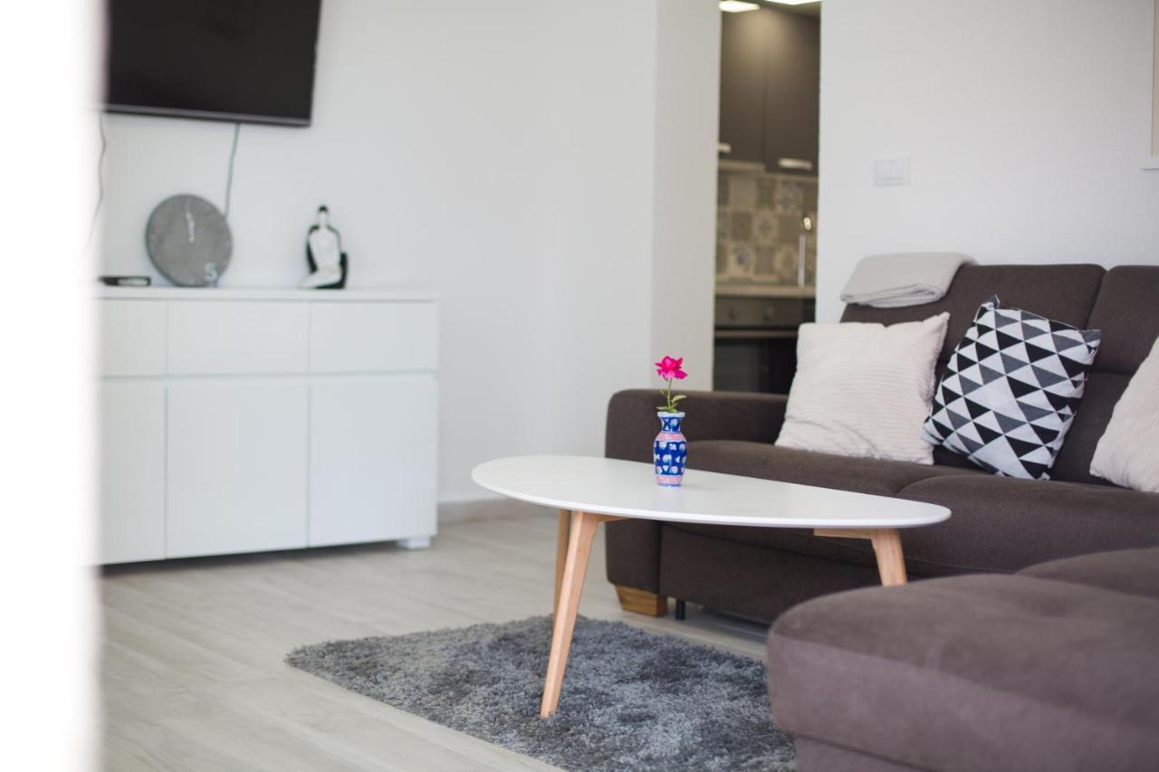 Serious Job Apartment Ντουμπρόβνικ Εξωτερικό φωτογραφία